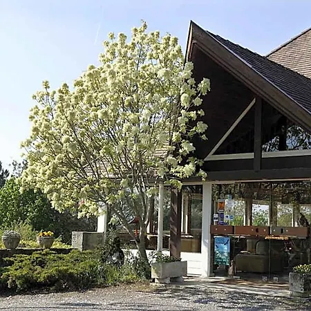 Du Chateau Hotel