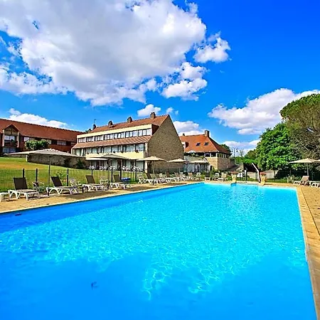 Du Chateau Hotel