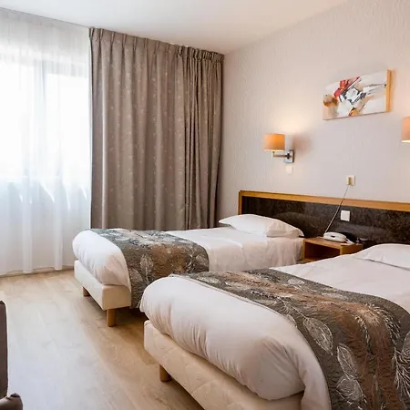 Du Chateau 3*